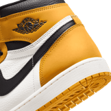Air Jordan 1 Retro High OG Yellow Ochre Angle 5