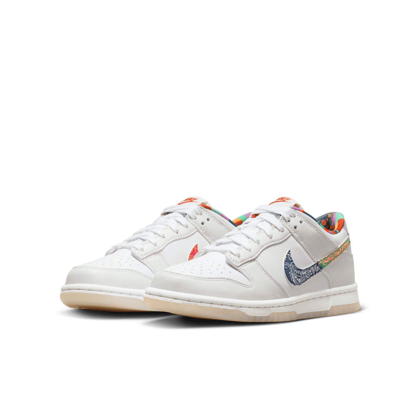 nike paisley swoosh