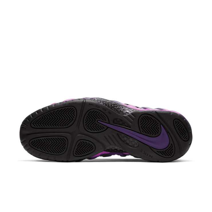 Nike Air Foamposite Pro Purple Camo Angle 0