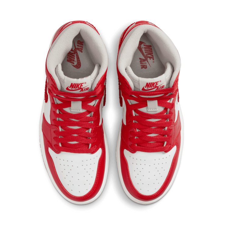 Jordan 1 High Chenille (W) Angle 1