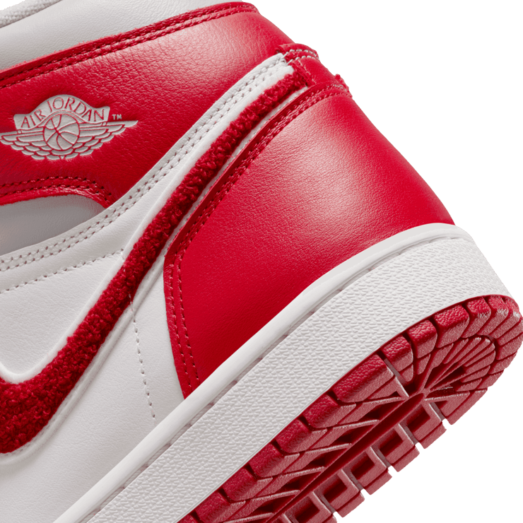 Jordan 1 High Chenille (W) Angle 5