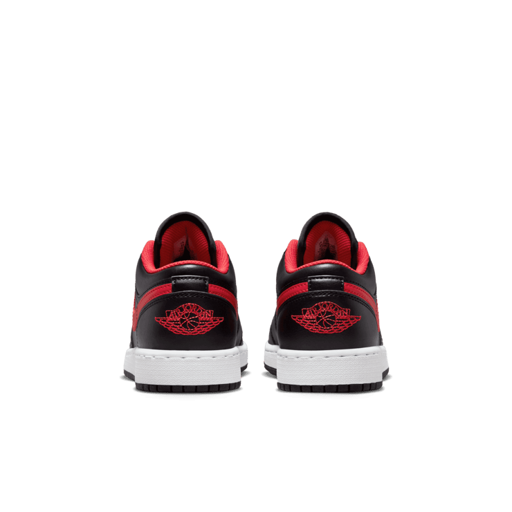 Air Jordan 1 Low White Toe (GS) Angle 3