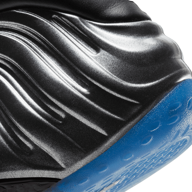 Nike Air Foamposite One Gradient Soles Angle 5