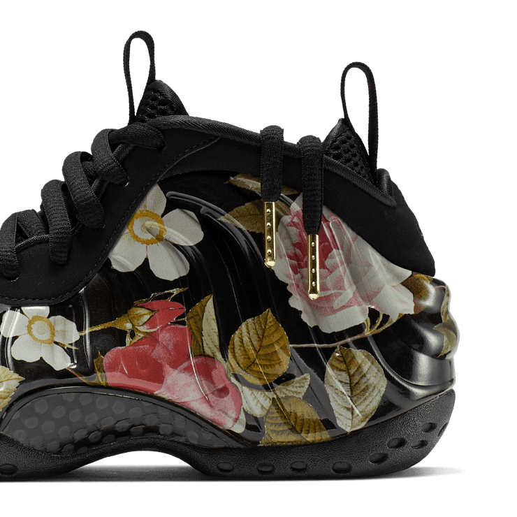 Nike Air Foamposite One Floral (W) Angle 4