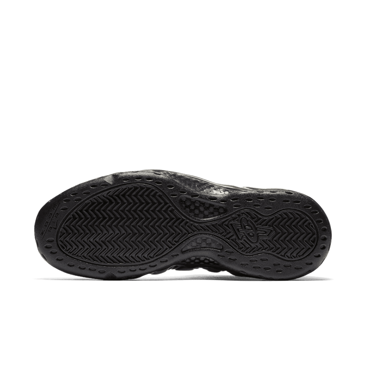 Nike Air Foamposite One Legion Green Angle 0