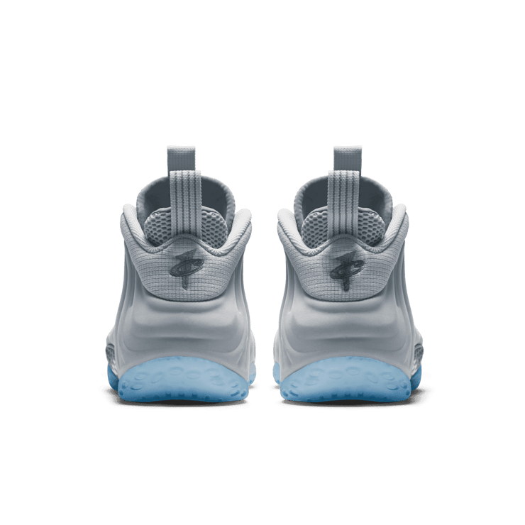 Nike Air Foamposite One Wolf Grey Suede Angle 3