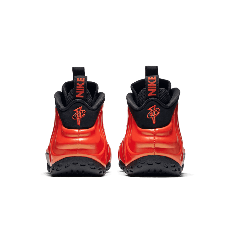 Nike Air Foamposite One Habanero Red Angle 3