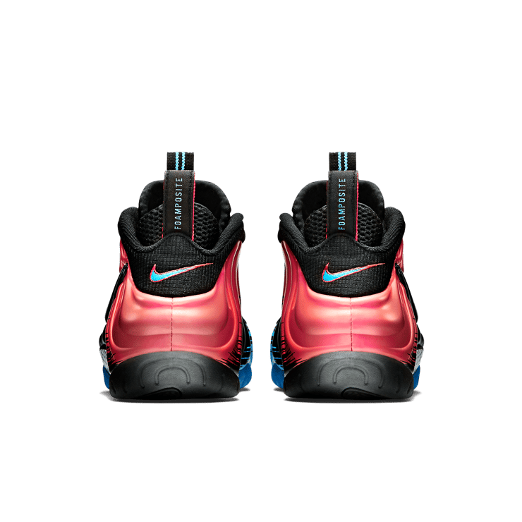 Nike Air Foamposite Pro Spiderman Angle 3