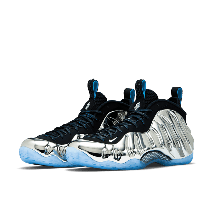 Nike Air Foamposite One Chromeposite Angle 2