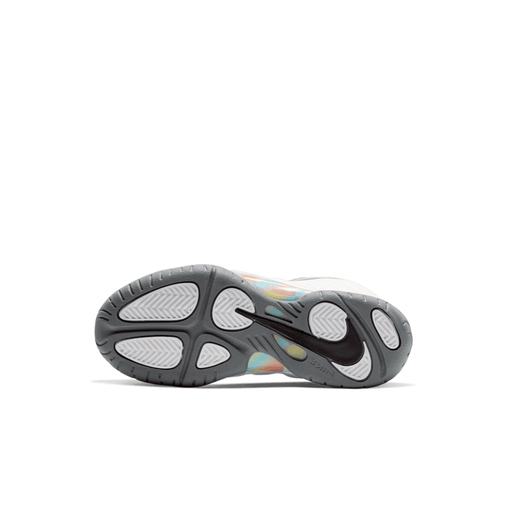 Nike Air Foamposite One Light Smoke Grey (PS) Angle 0