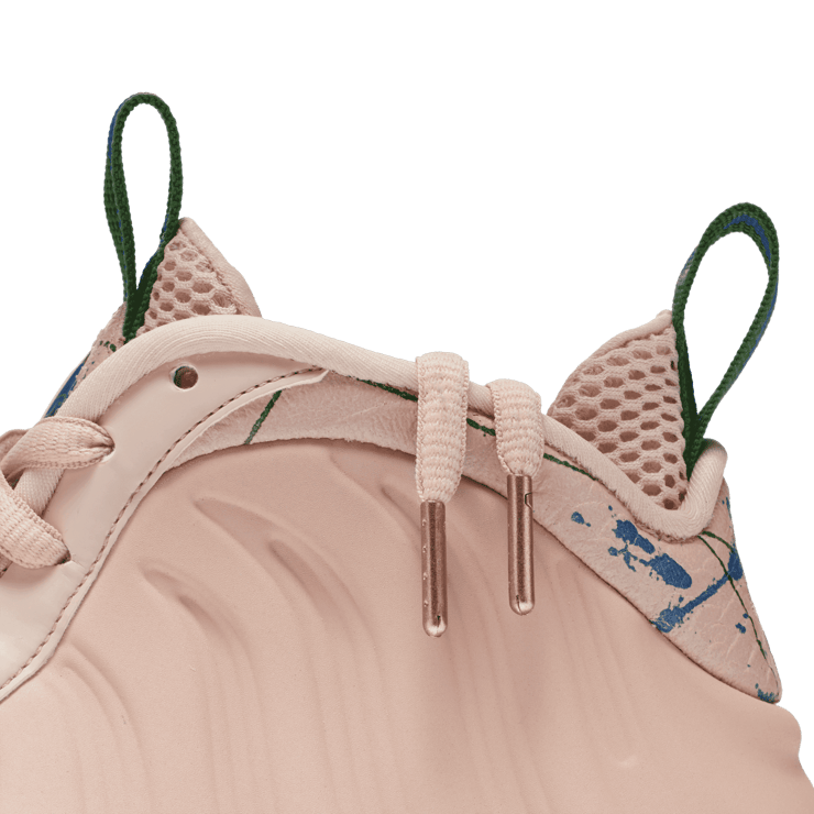 Nike Air Foamposite One Particle Beige (W) Angle 4