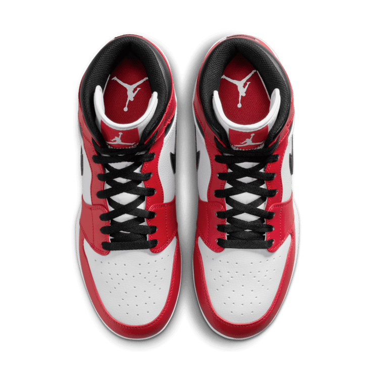 Air Jordan 1 Mid TD Cleat Chicago (2023) Angle 1