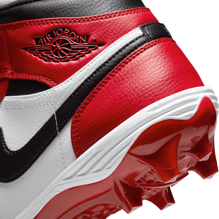 Air Jordan 1 Mid TD Cleat Chicago (2023) - FJ6805-106 Air Jordan 1 Mid TD Cleat Chicago (2023) - FJ6805-106