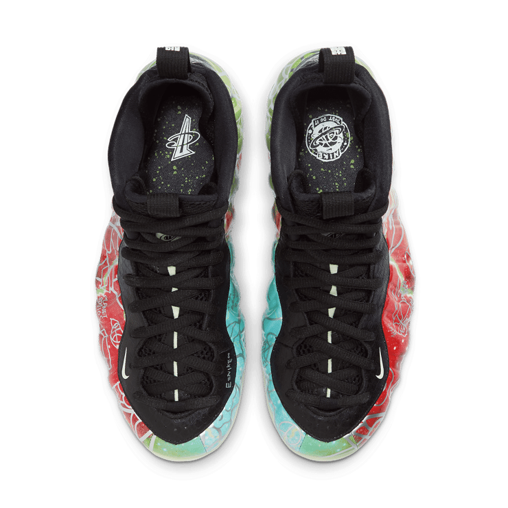 Nike Air Foamposite One Beijing Planet Hoops Angle 1