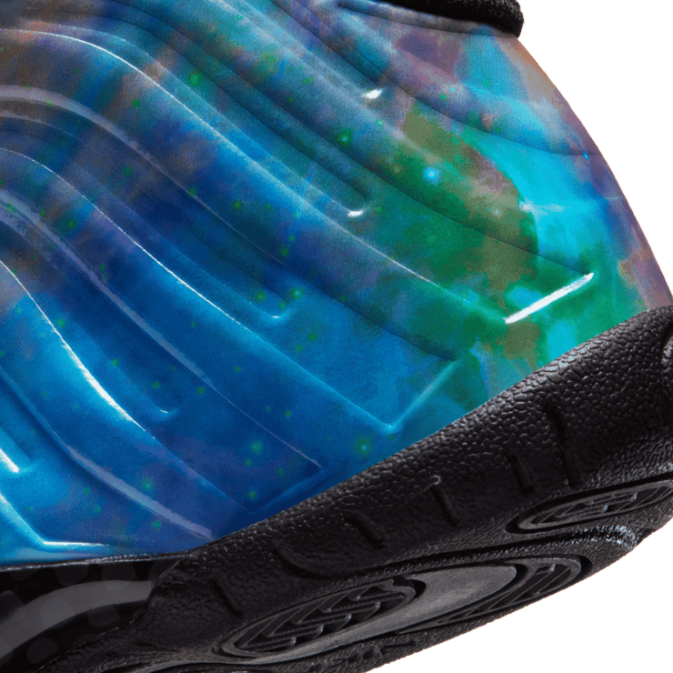 Nike Air Foamposite One Big Bang (PS) Angle 5
