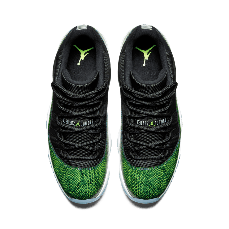 Air Jordan 11 Retro Low Green Snakeskin Angle 1