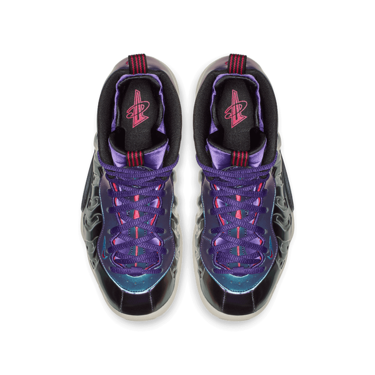 Nike Air Foamposite One Iridescent Purple (GS) Angle 1