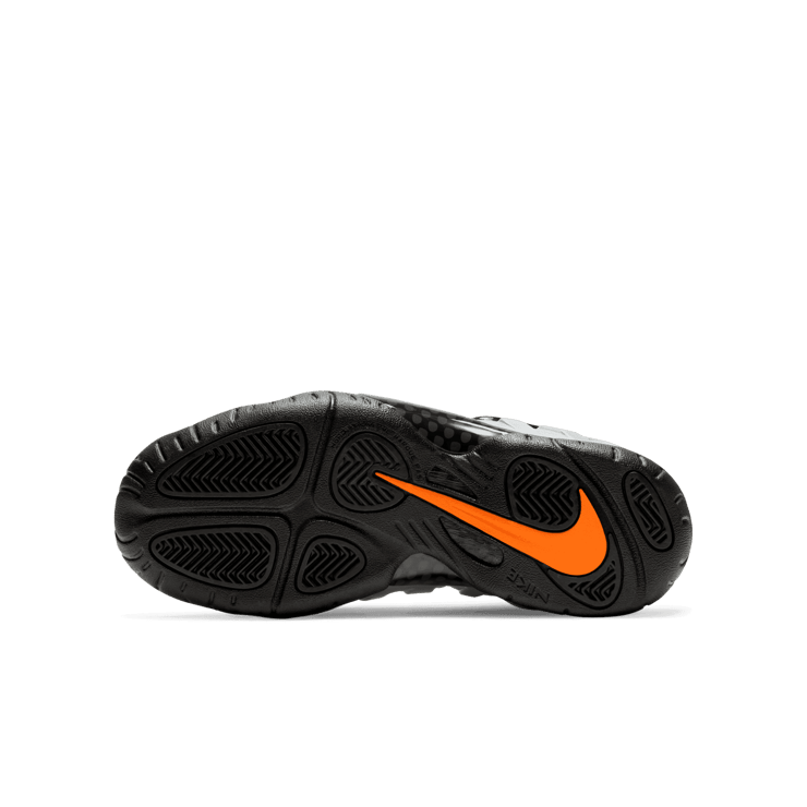 Nike Air Foamposite One Halloween (2020) (GS) Angle 0