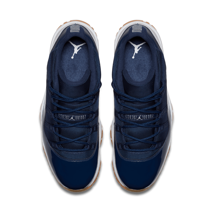 Air Jordan 11 Retro Low Midnight Navy Angle 1