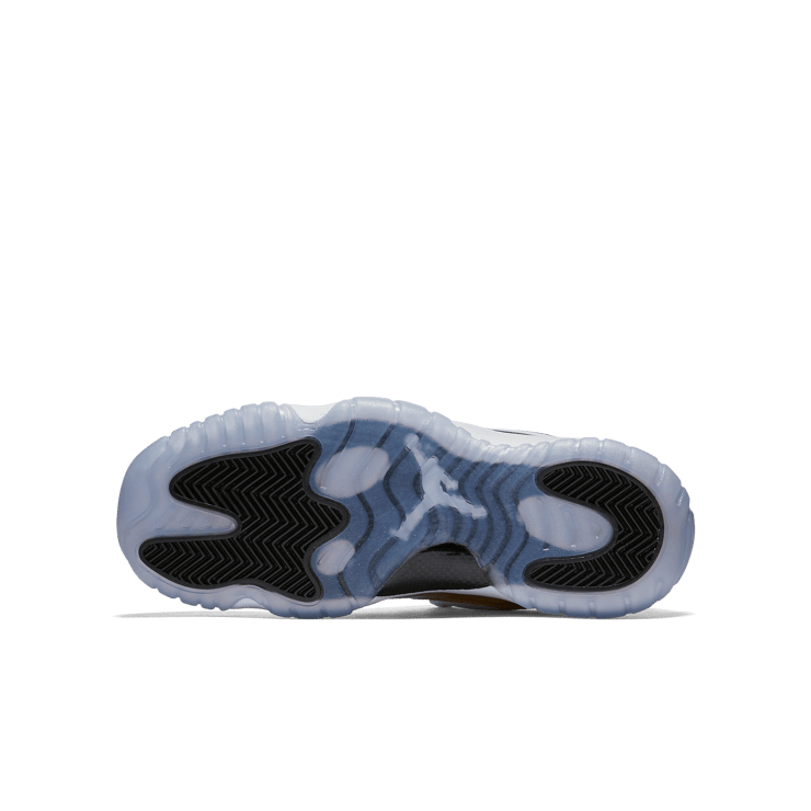 Air Jordan 11 Retro Low Closing Ceremony (GS) Angle 0