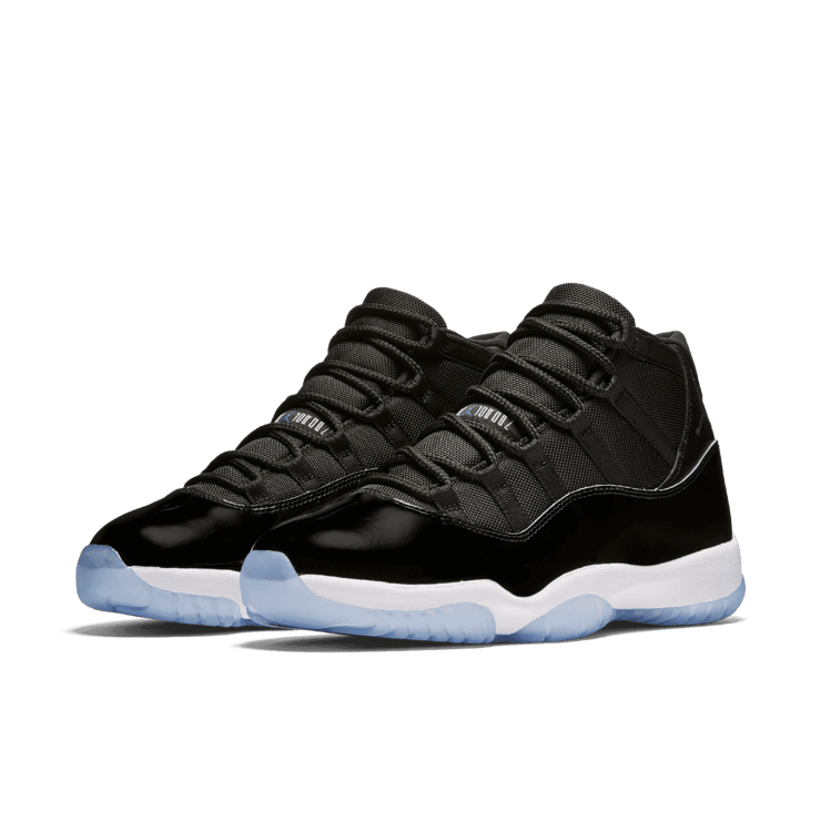 Air Jordan 11 Retro Space Jam (2016) Angle 2