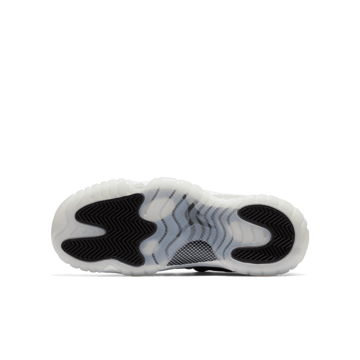 Air Jordan 11 Retro Low Barons (GS) Angle 0