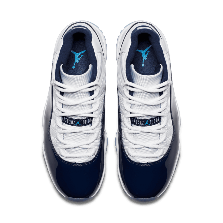 Air Jordan 11 Retro UNC Win Like 82 Angle 1