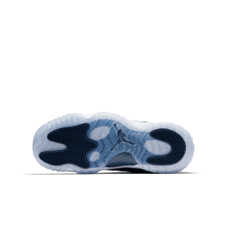 Air Jordan 11 Retro UNC Win Like 82 (GS) Angle 0