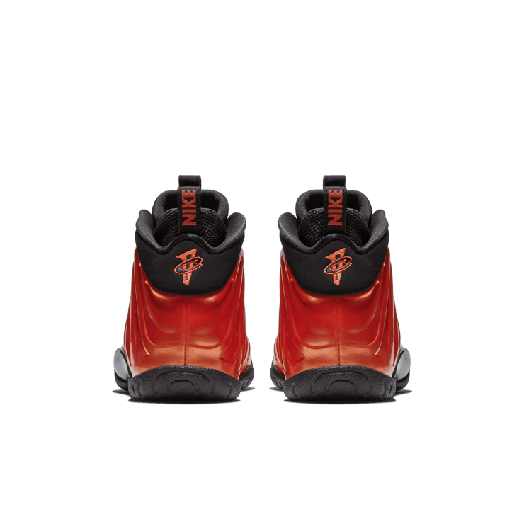 Nike Air Foamposite One Habanero Red (GS) Angle 3