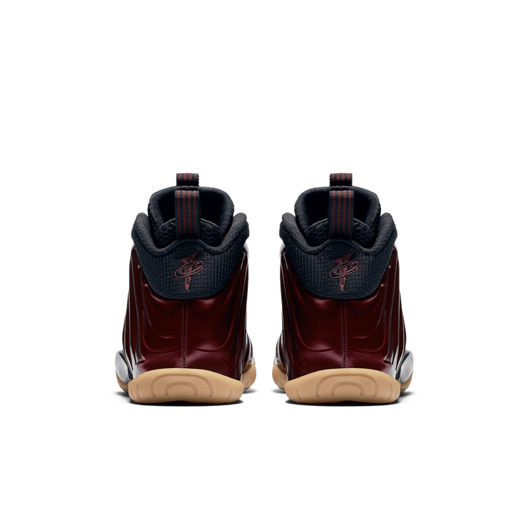 Nike Air Foamposite One Maroon (GS) Angle 3