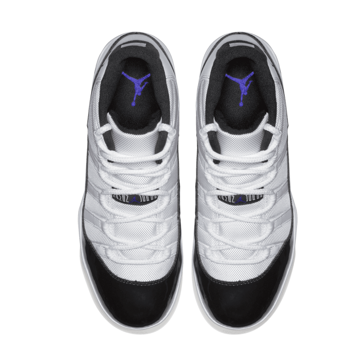 Air Jordan 11 Retro Cleat Concord Angle 1