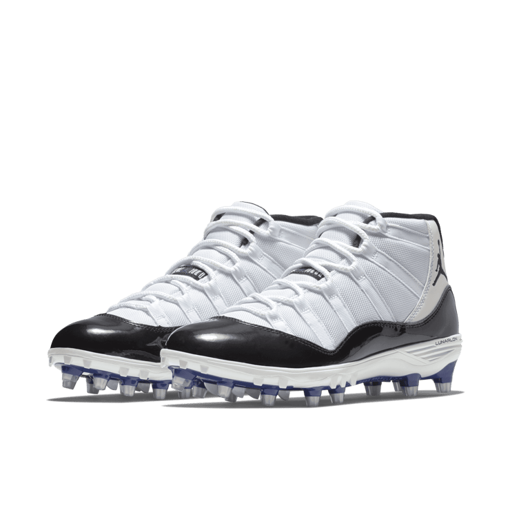 Air Jordan 11 Retro Cleat Concord Angle 2