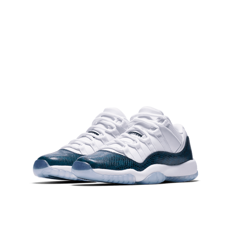 Air Jordan 11 Retro Low Snake Navy (2019) (GS) Angle 2