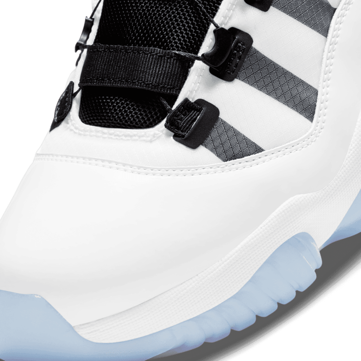 Air Jordan 11 Adapt White (EU Plug) Angle 4