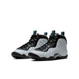 Nike Air Foamposite One Graffiti (GS) Angle 2