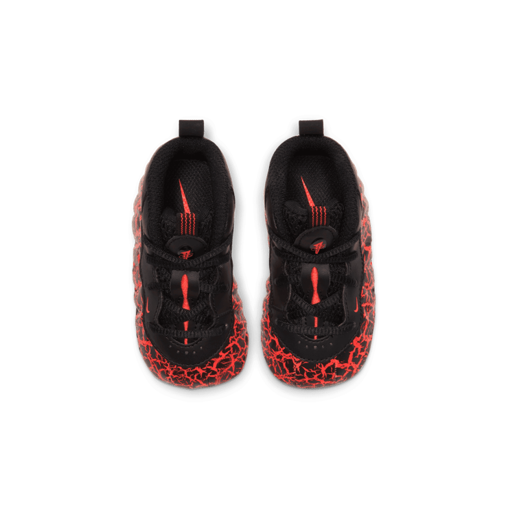 Nike Air Foamposite One Cracked Lava (I) Angle 1