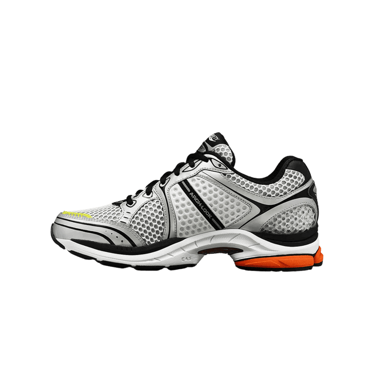 Saucony ProGrid Triumph 4 Highsnobiety Silver Angle 1