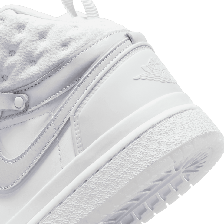 Jordan 1 Acclimate White Grey Fog (W) Angle 5