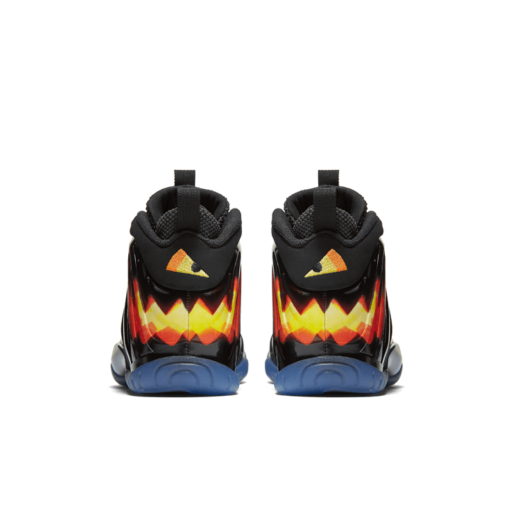 Nike Air Foamposite One Halloween (GS) Angle 3