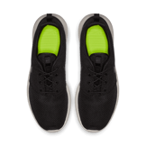 Nike Roshe One Black Anthracite Angle 1