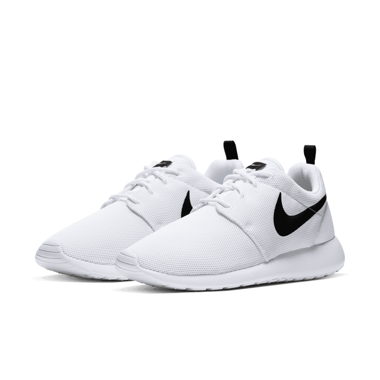 Nike Roshe One White Black (W) Angle 2