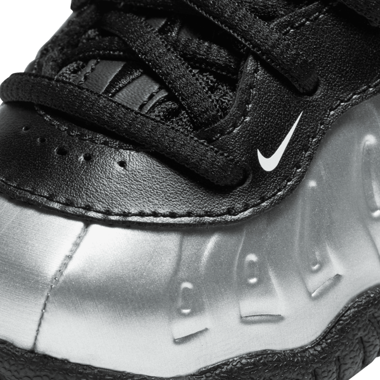 Nike Air Foamposite One Chrome Black (TD) Angle 2
