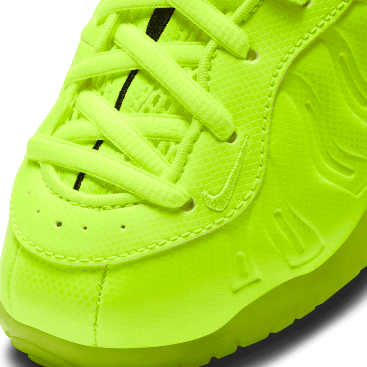 Nike Little Posite One Volt (PS) Angle 4