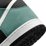 Nike SB Dunk High Green Suede Angle 5