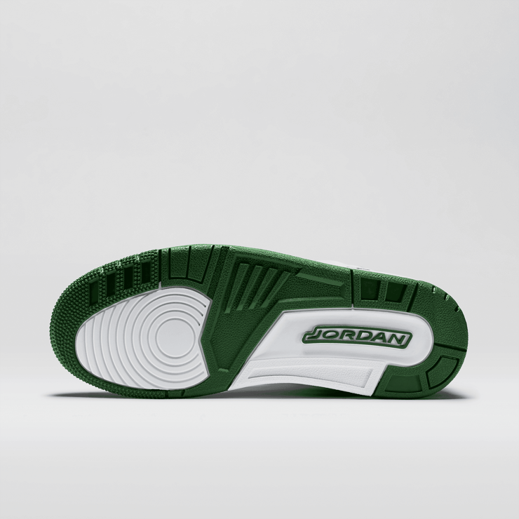 Air Jordan Spizike OG (2014) Angle 0