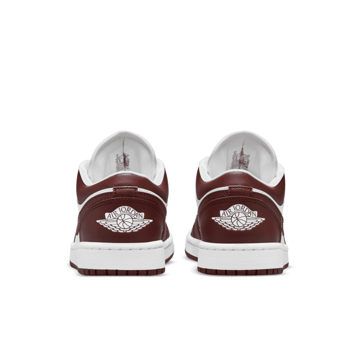 Jordan 1 Low Team Red (W) Angle 3