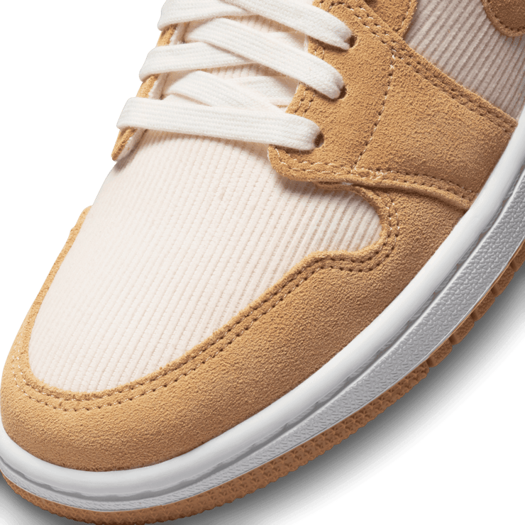 Jordan 1 Low SE Twine Orange Quartz Corduroy (W) Angle 4
