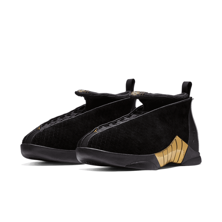 Air Jordan 15 Retro Doernbecher (2018) Angle 2