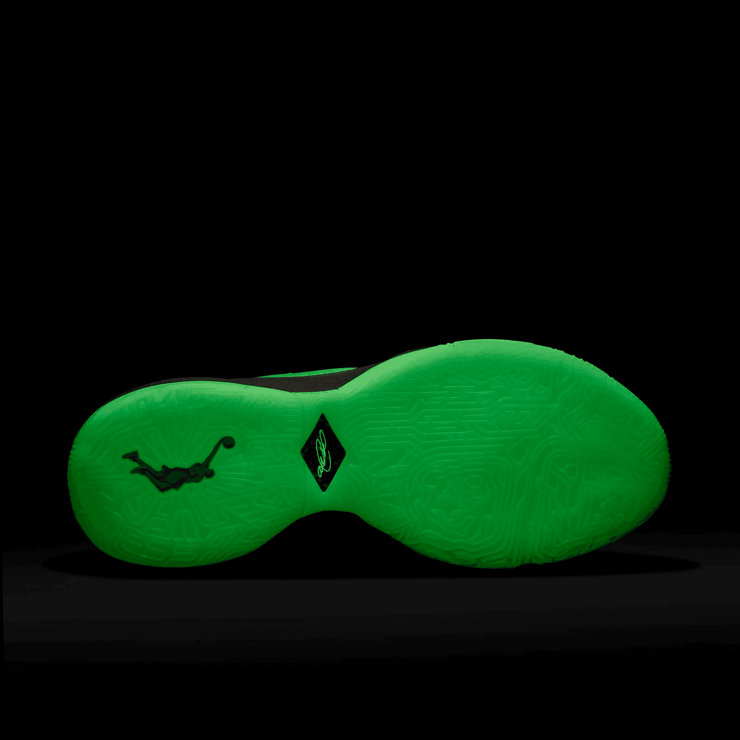 Nike LeBron 20 UNKNWN Message In A Bottle Angle 7