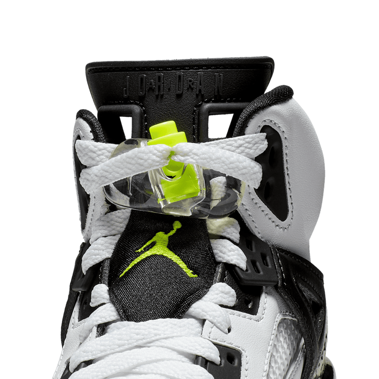 Air Jordan Spizike White Volt Black (GS) Angle 4